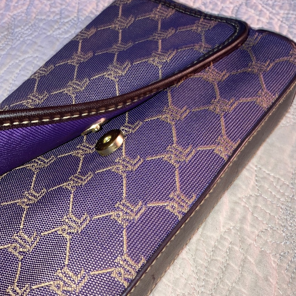 Lauren Ralph Lauren Wristlet - Picture 6 of 10